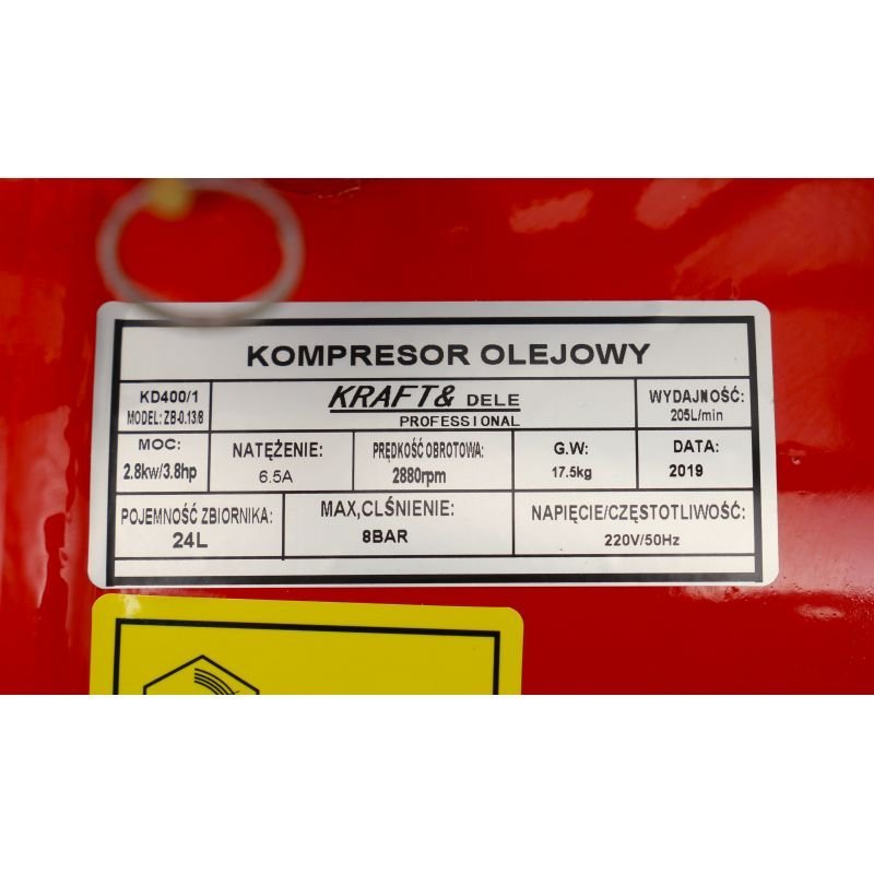 Stūmoklinis kompresorius su 24 l baku + 8 dalių rinkinys KD400-K3 - Image 4